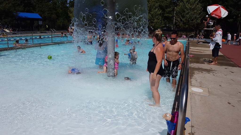 Rotary Park Pool & Spray Pad | 100 Garden Ln, Milton, ON L9T 1S2, Canada | Phone: (905) 878-7946