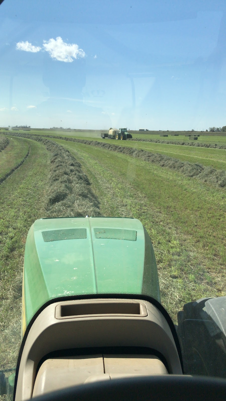 Chinook Hay Farms | Township Rd 152, Taber, AB T0K 0V0, Canada | Phone: (403) 634-1124