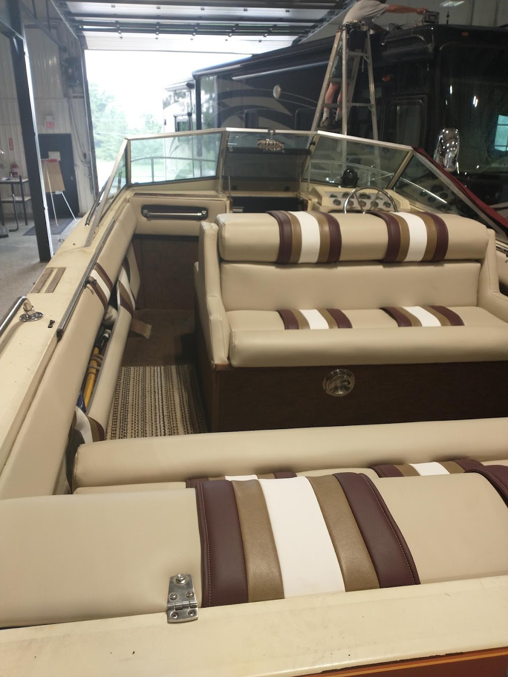boatinteriors.ca | 439 Bell St, Ingersoll, ON N5C 2P6, Canada | Phone: (226) 730-0251