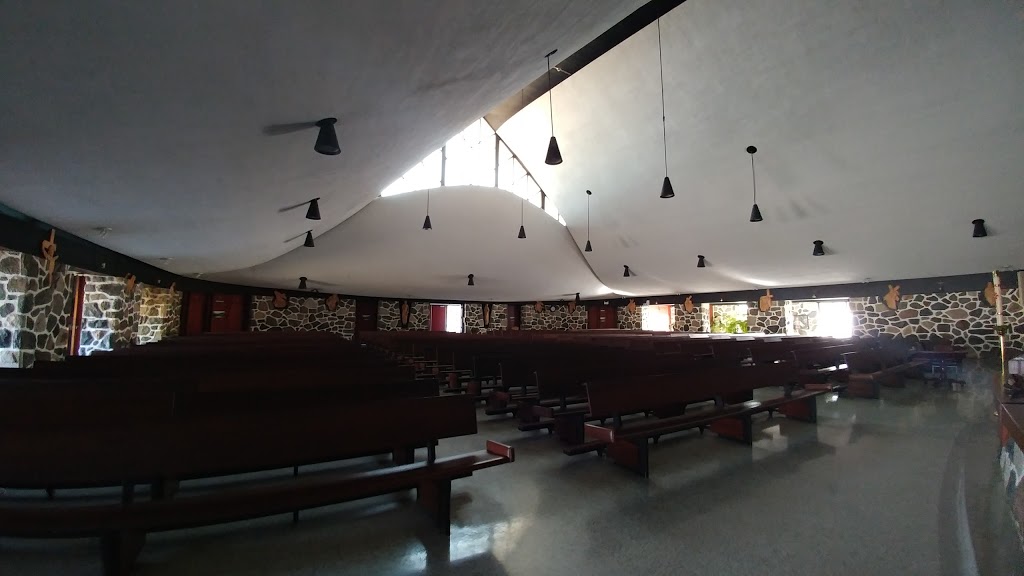 Église catholique à Montréal | 750 Boulevard Saint-Sylvain, Laval, QC H7E 2X3, Canada | Phone: (450) 661-2111