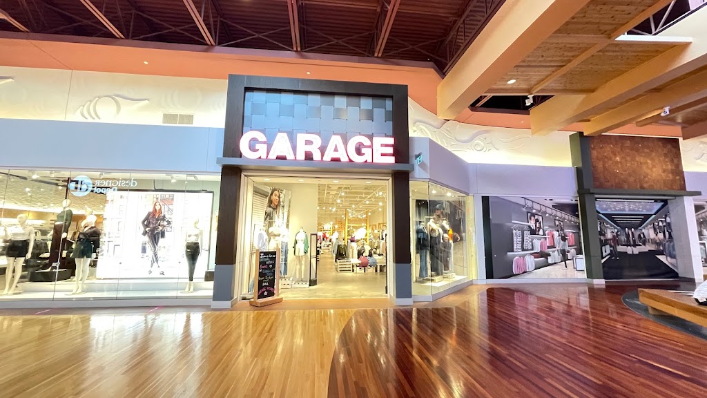 Garage | 5000 Canoe Pass Wy #550A, Tsawwassen, BC V4M 0B3, Canada | Phone: (604) 948-2950