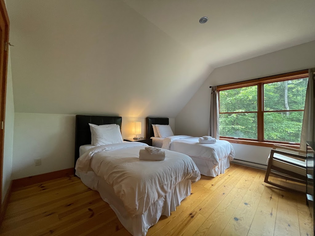 chalet #212 | 139 Chem. de la Fraternité, Lac-Supérieur, QC J0T 1P0, Canada | Phone: (888) 251-5138