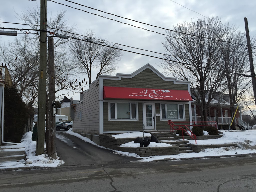 Clinique Capillaire AD | 11 Rue St-Hubert, Laval, QC H7G 2X6, Canada | Phone: (450) 629-0311