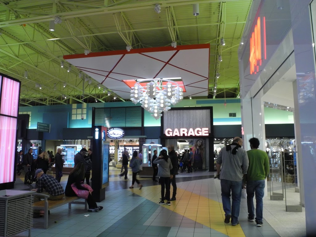 Garage | 1 Bass Pro Mills Dr #512, Concord, ON L4K 5W4, Canada | Phone: (905) 660-9962