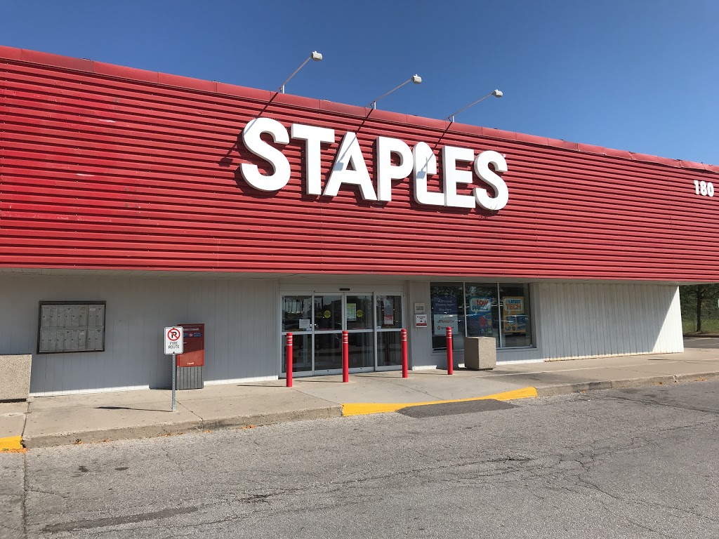 Staples Rexdale | 180 Queens Plate Dr, Etobicoke, ON M9W 6V1, Canada | Phone: (416) 749-9932