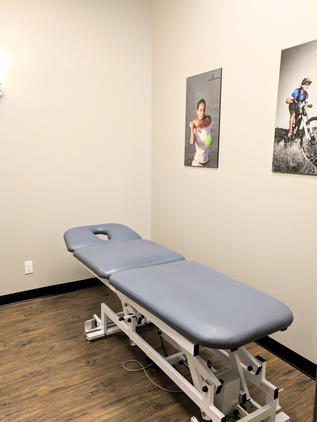 Athletes Care Sports Medicine Centres - Liberty Village | 1209 King St W #4, Toronto, ON M6K 1G2, Canada | Phone: (416) 588-5880