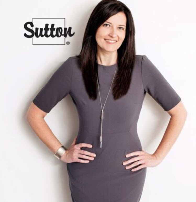 Nicole Dalcourt, Sales Representative | 241 Minets Point Rd, Barrie, ON L4N 4C4, Canada | Phone: (705) 716-6662