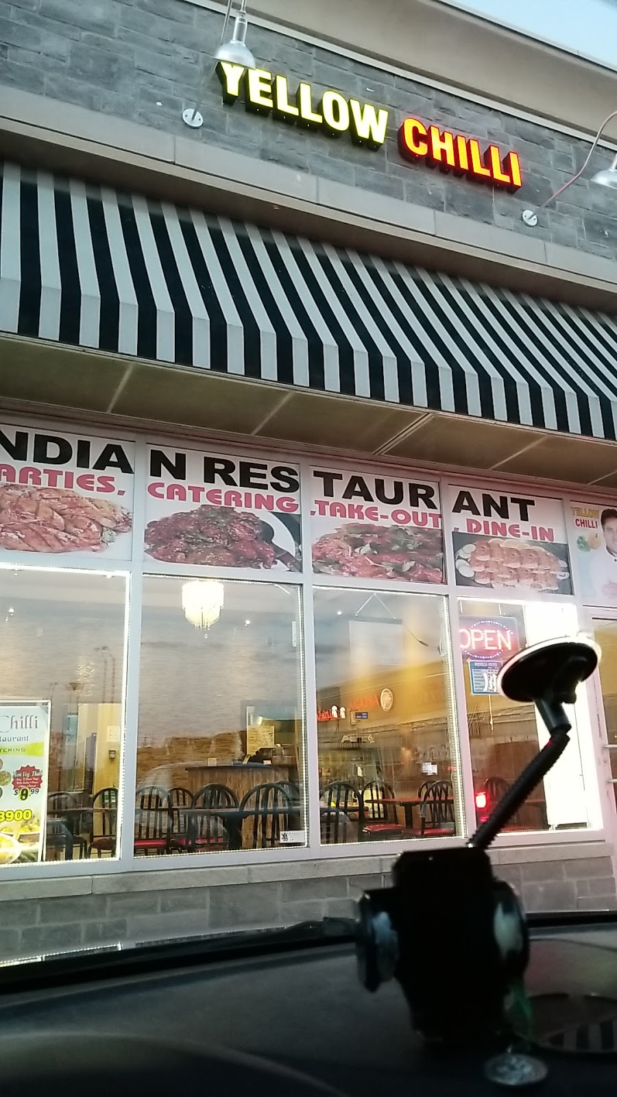 Yellow Chilli Indian Restaurant | b8, 10635 Creditview Rd, Brampton, ON L7A 0T4, Canada | Phone: (905) 970-8900