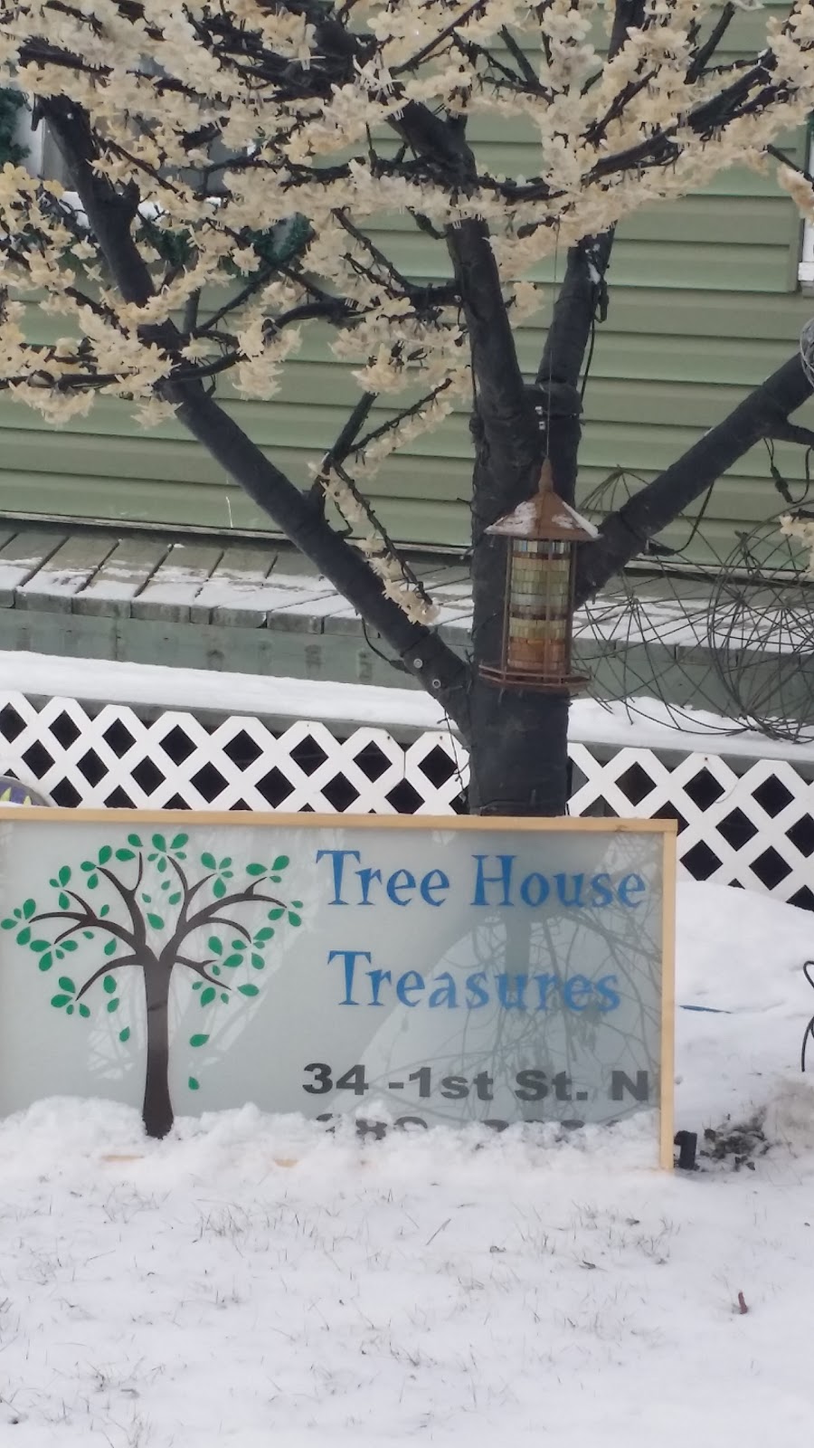 Tree House Treasures | 34 1 St N, Saint Benedict, SK S0K 3T0, Canada | Phone: (306) 289-2001
