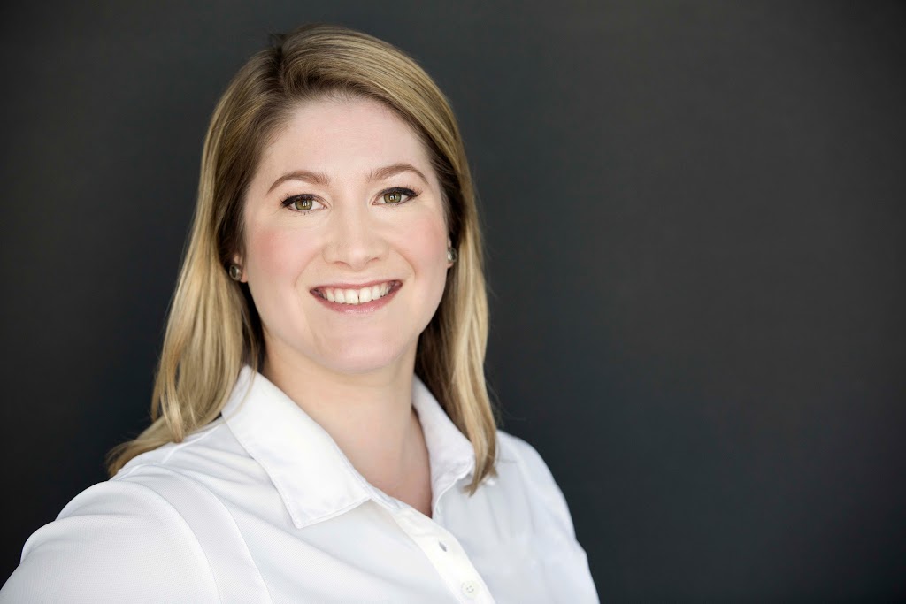Dr. Jacquelyn Nicholls | 1 Adelaide St N, Lindsay, ON K9V 3M7, Canada | Phone: (705) 320-7811