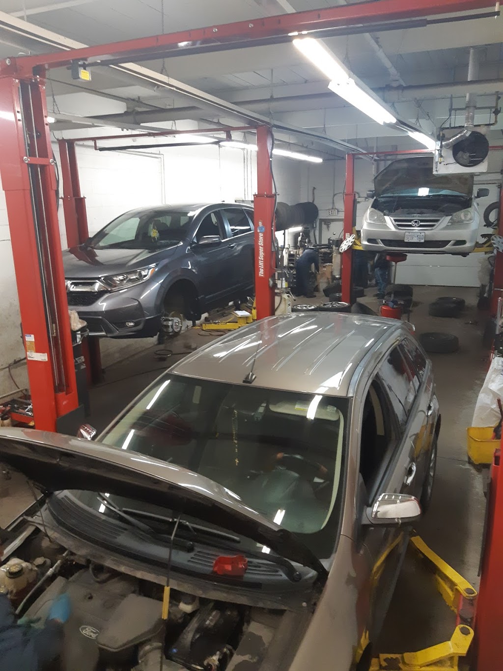 4KM Auto Services | Haines Rd, Mississauga, ON L4Y 1Y6, Canada | Phone: (905) 277-2886