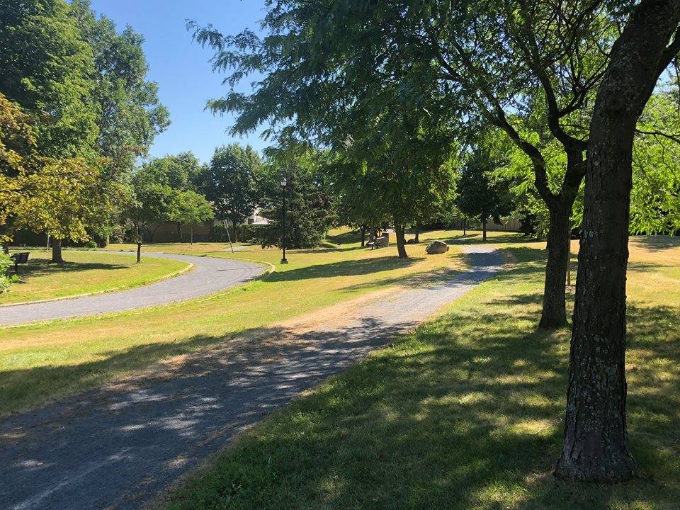 Jeux Deau | 635 Rue Jean Baptiste Bau, Boucherville, QC J4B 3C1, Canada