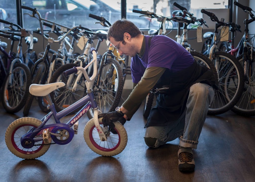 Rolling Horse Community Cycle | 650 Plains Rd E #2, Burlington, ON L7T 2E9, Canada | Phone: (289) 799-0154