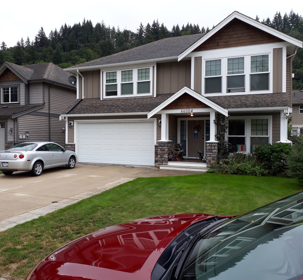 The 3 - Bees B & B | 66004 Ogilview Dr, Hope, BC V0X 1L1, Canada | Phone: (604) 860-9129