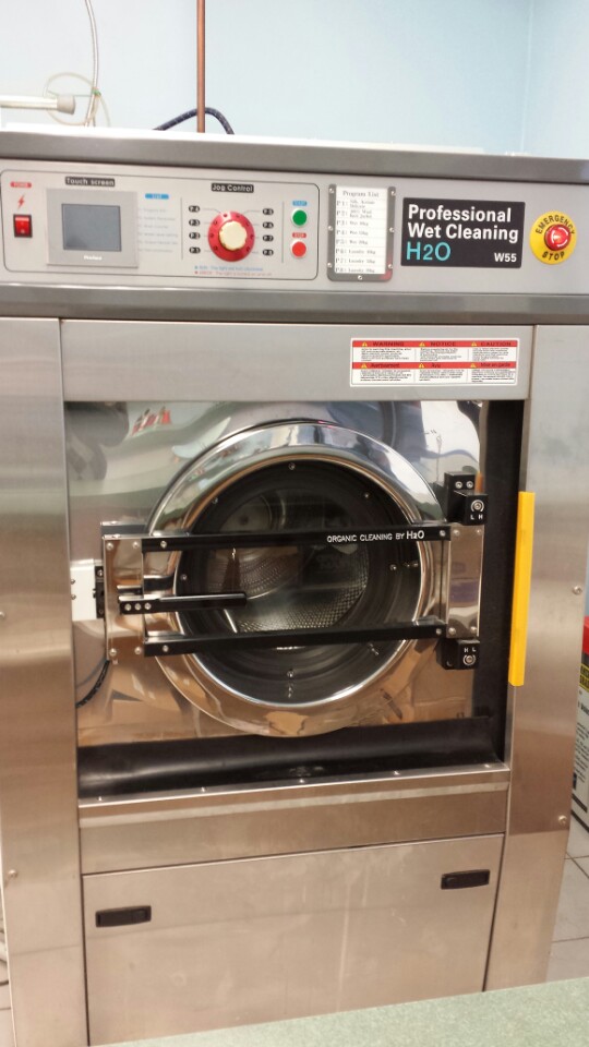 4 U Cleaners | 2324 Lake Shore Blvd W #3, Etobicoke, ON M8V 1B6, Canada | Phone: (416) 251-5525