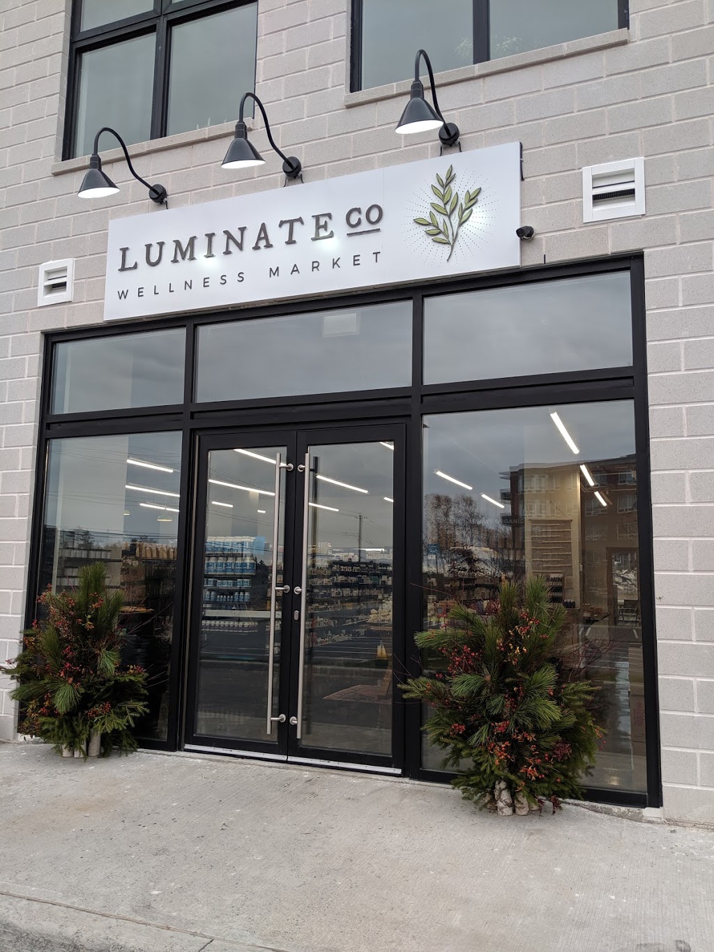Luminate Co Wellness Market | 486 Starboard Dr, Bedford, NS B3M 0N6, Canada | Phone: (902) 835-9319
