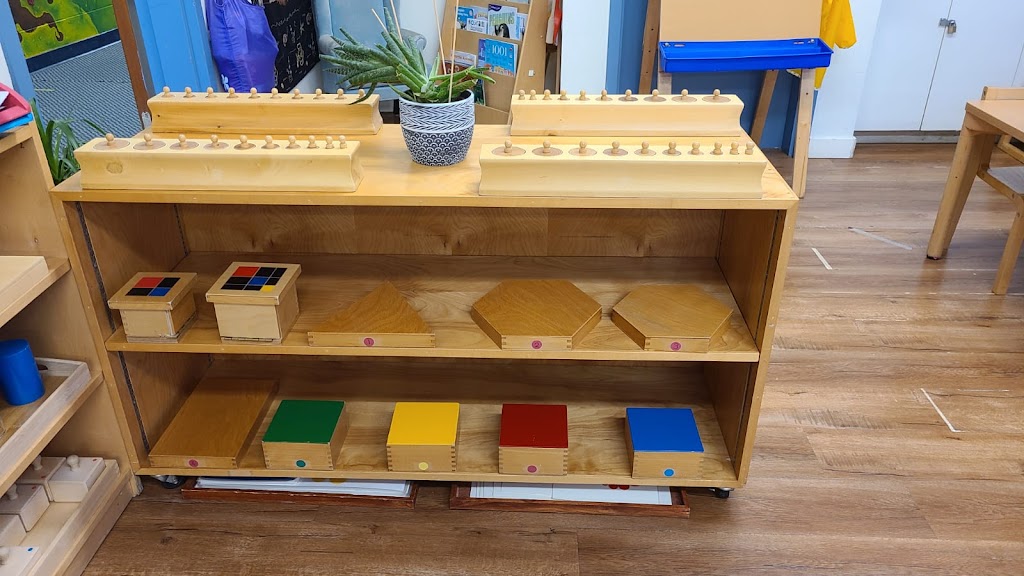 Burnaby Montessori School | 3905 Norland Ave, Burnaby, BC V5G 4T8, Canada | Phone: (604) 298-1661