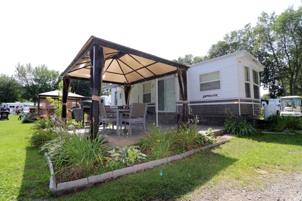 Camping de Lamitié | 16 Rue Leblanc, Saint-François-du-Lac, QC J0G 1M0, Canada | Phone: (819) 253-0135
