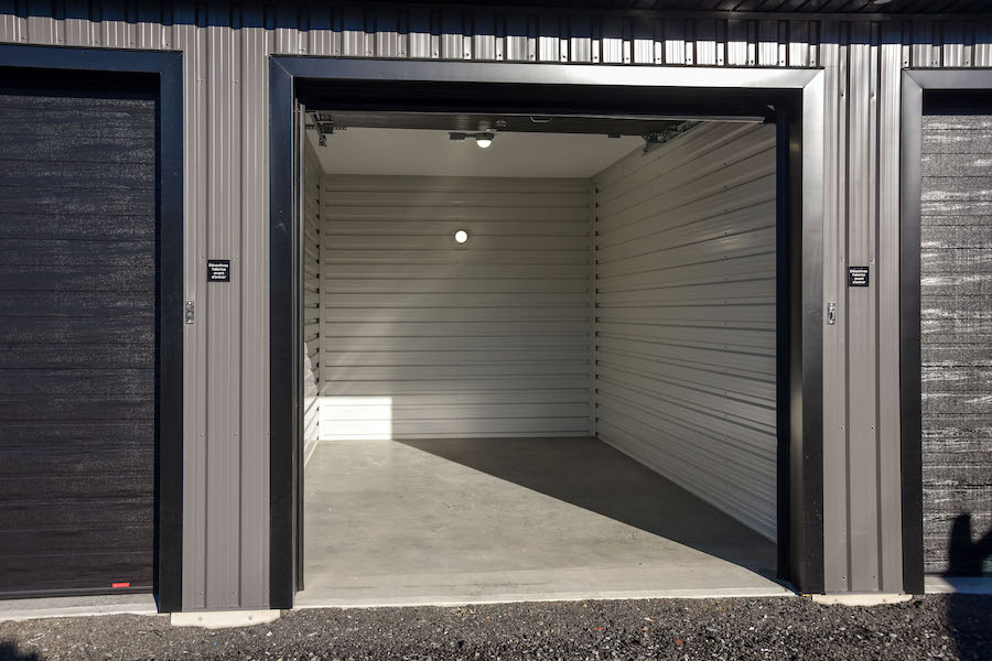 Mini Entrepôt Sainte-Hélène | 393 Rue Alfred Bédard, Sainte-Hélène-de-Bagot, QC J0H 1M0, Canada | Phone: (450) 381-6664