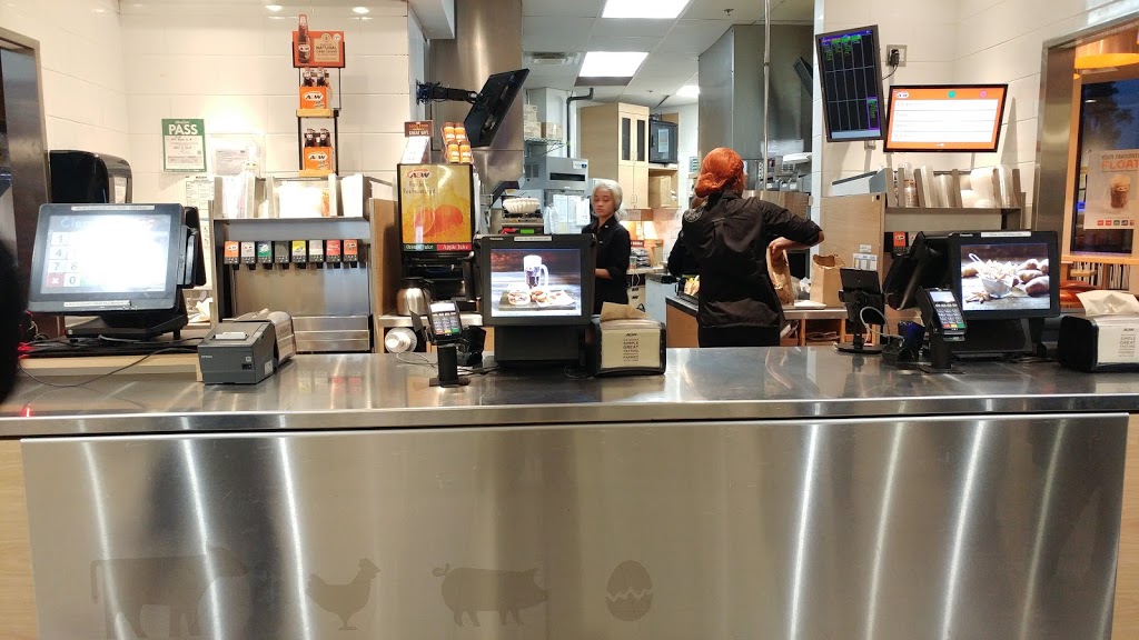 A&W Canada | 4140 Walker Rd, Windsor, ON N8W 3T5, Canada | Phone: (519) 966-8484