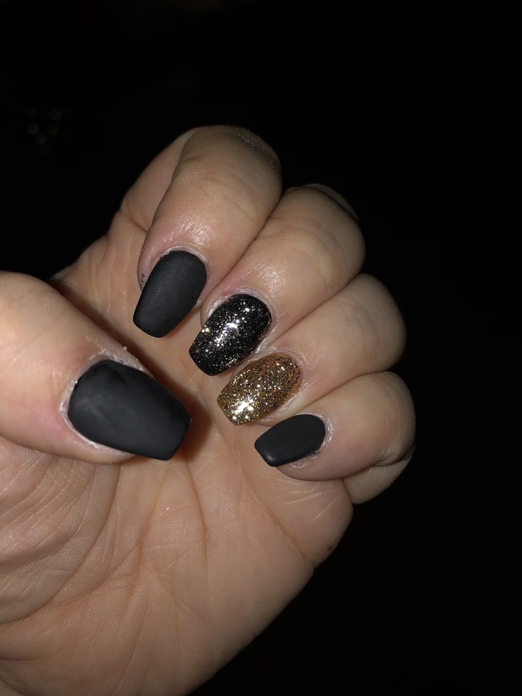 Magic Nail & Body | 225 Fairview Dr, Brantford, ON N3R 7E3, Canada | Phone: (519) 754-0385