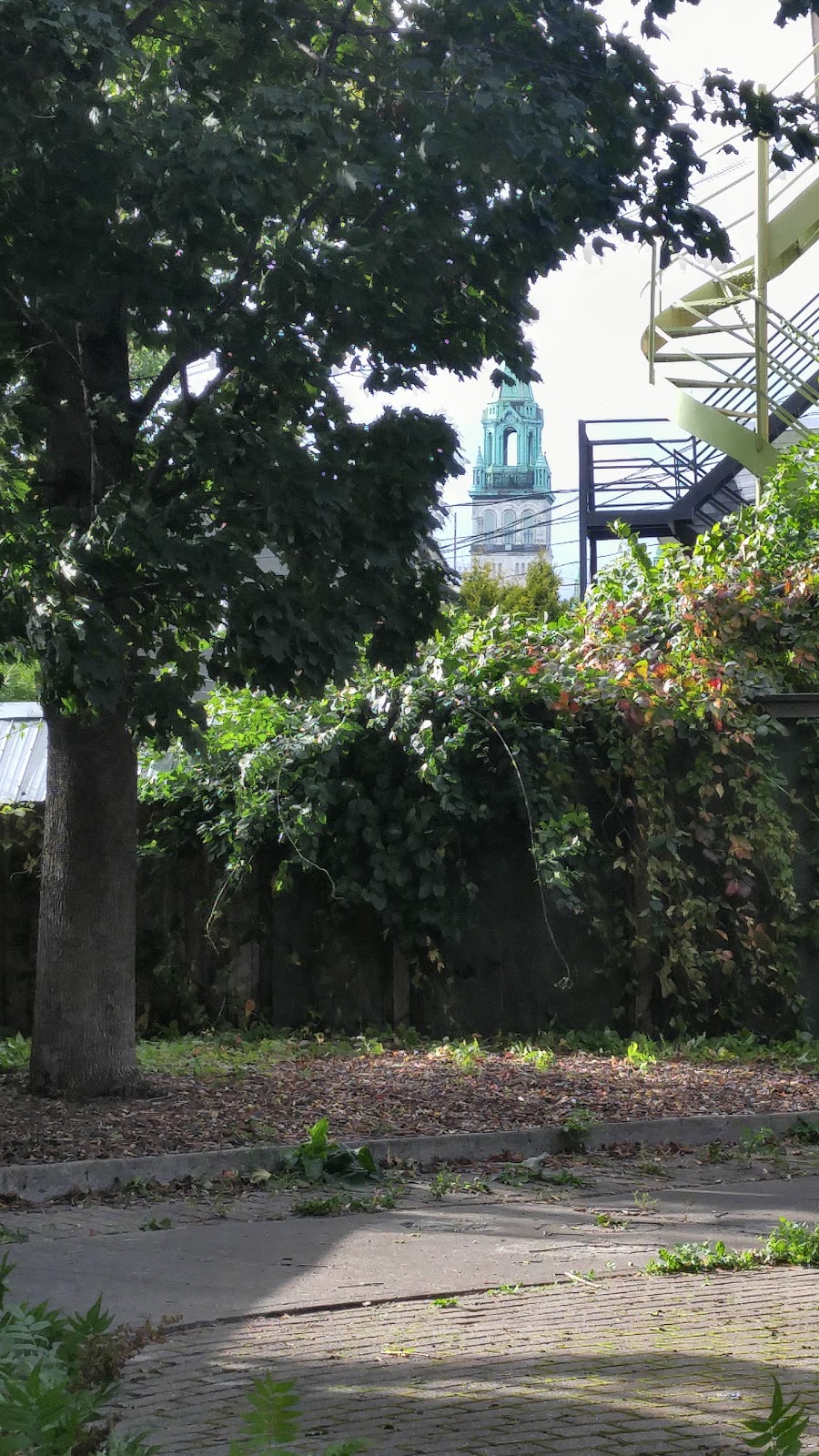 Parc Rouville | 1460 Rue Saint Germain, Montréal, QC H1W 2T1, Canada | Phone: (514) 872-0311