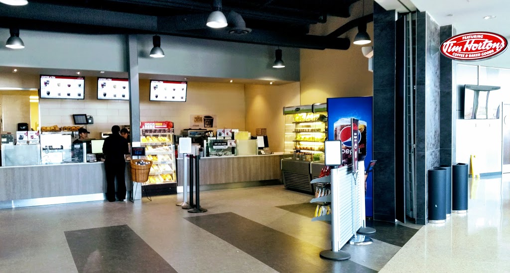 Tim Hortons | 2625 Airport Dr, Saskatoon, SK S7L 7L1, Canada | Phone: (306) 975-1592
