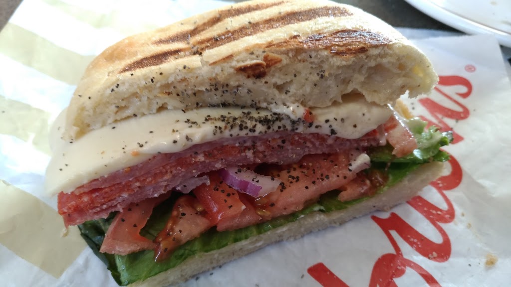 Tim Hortons | 1820b Uxbridge Dr NW, Calgary, AB T2N 3Z1, Canada | Phone: (403) 284-0349