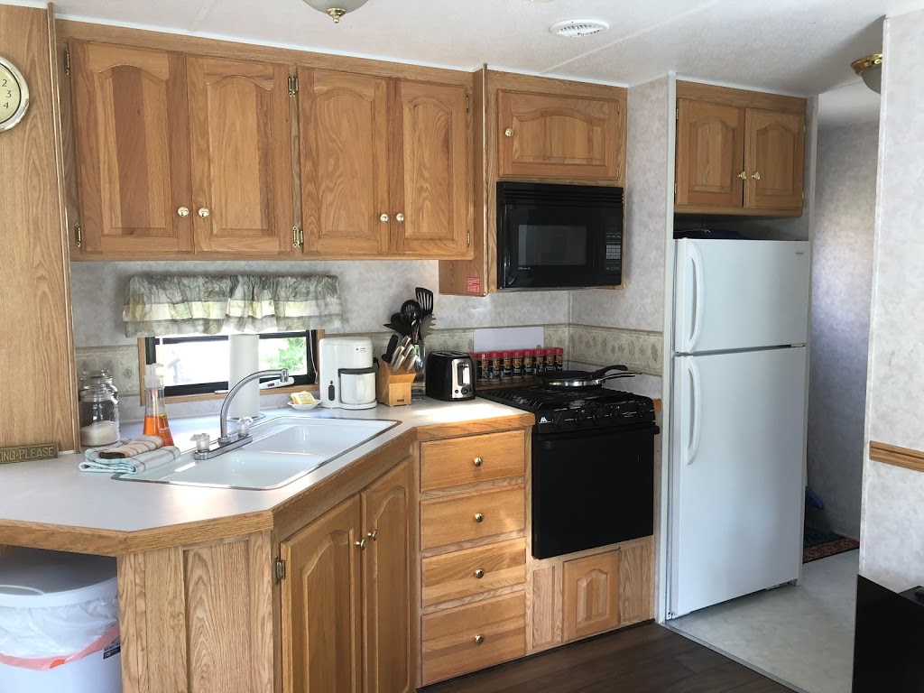 Garden Bay Hideaway - Glamping in Style | 5163 Claydon Rd, Garden Bay, BC V0N 1S1, Canada | Phone: (604) 885-8368