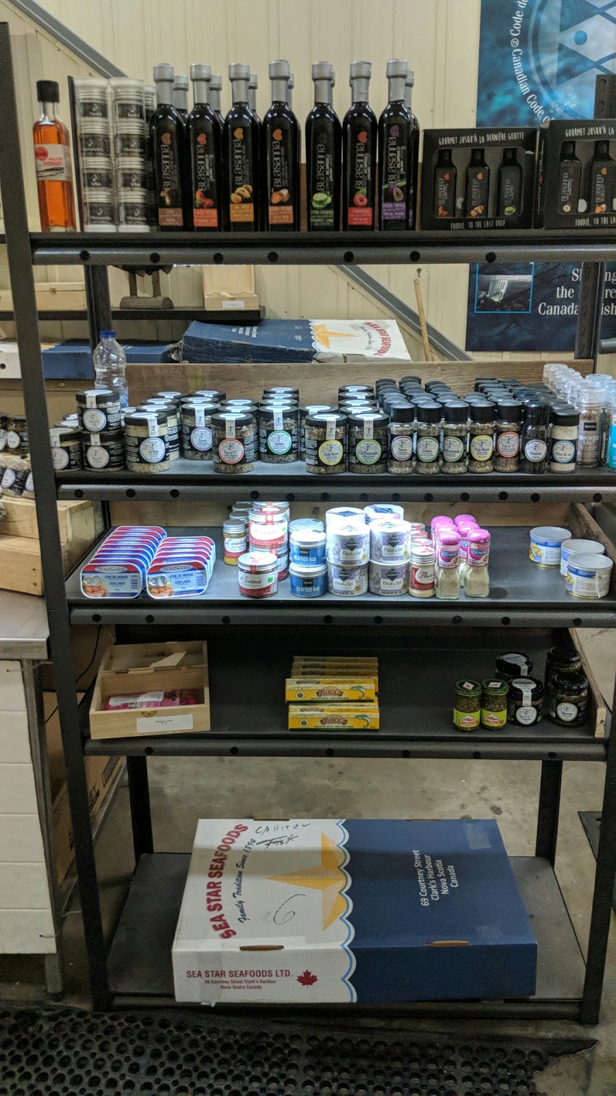 Capital Fish Markets Ltd. | 160 Rue Adrien-Robert, Gatineau, QC J8Y 3S2, Canada | Phone: (819) 778-1892