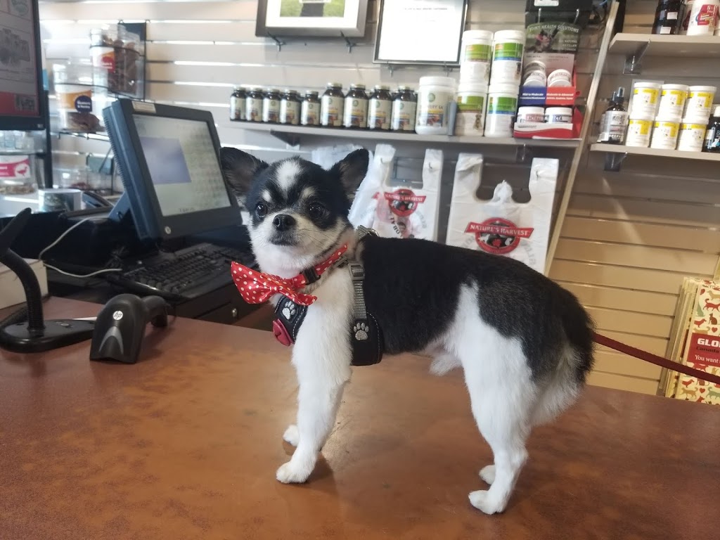 Global Pet Foods | store | 910 Dundas St W, Whitby, ON L1P 1P7, Canada | 9054936474 OR +1 905-493-6474