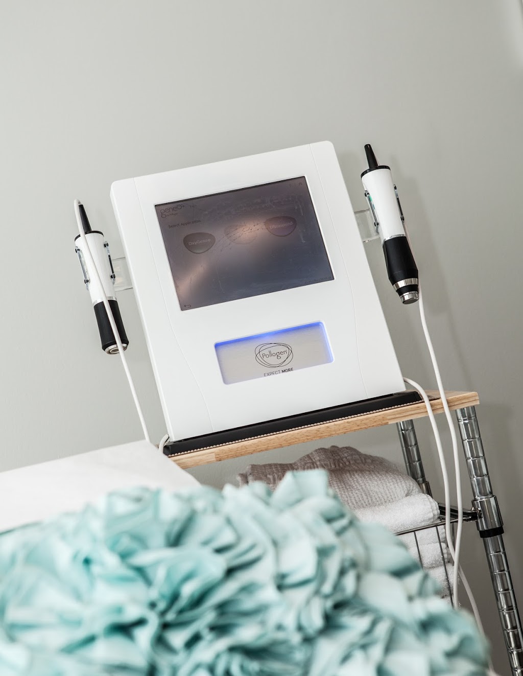 DC Medical Aesthetics | 527 Edgeley Blvd Unit 11, Concord, ON L4K 4G6, Canada | Phone: (647) 800-6005