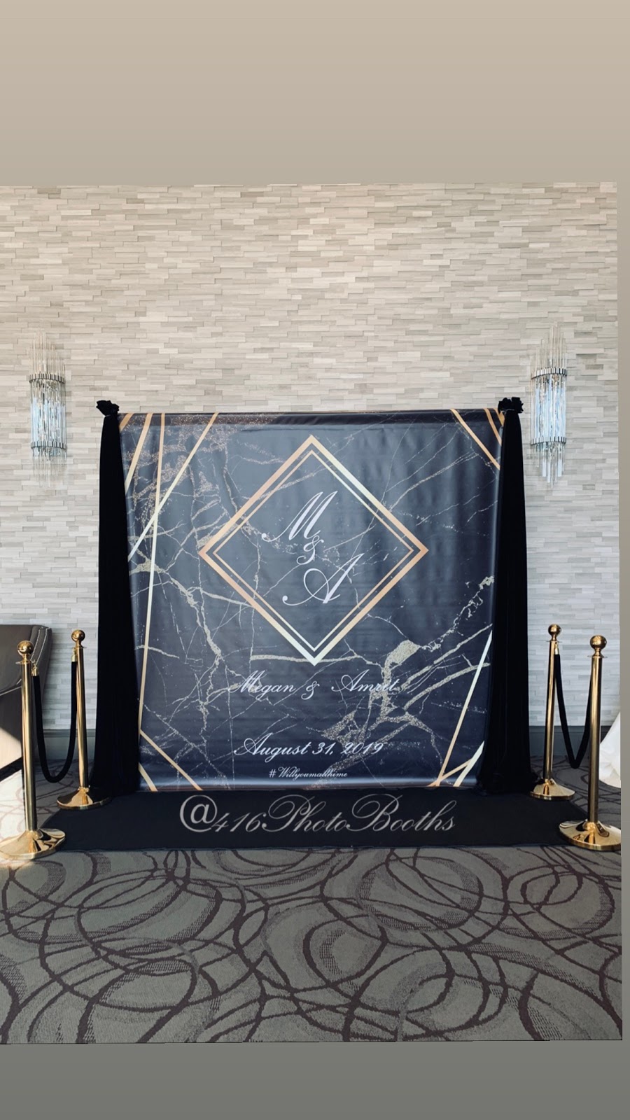416PhotoBooths | 26 Pecan Dr, Brampton, ON L6P 2J7, Canada | Phone: (905) 783-5848