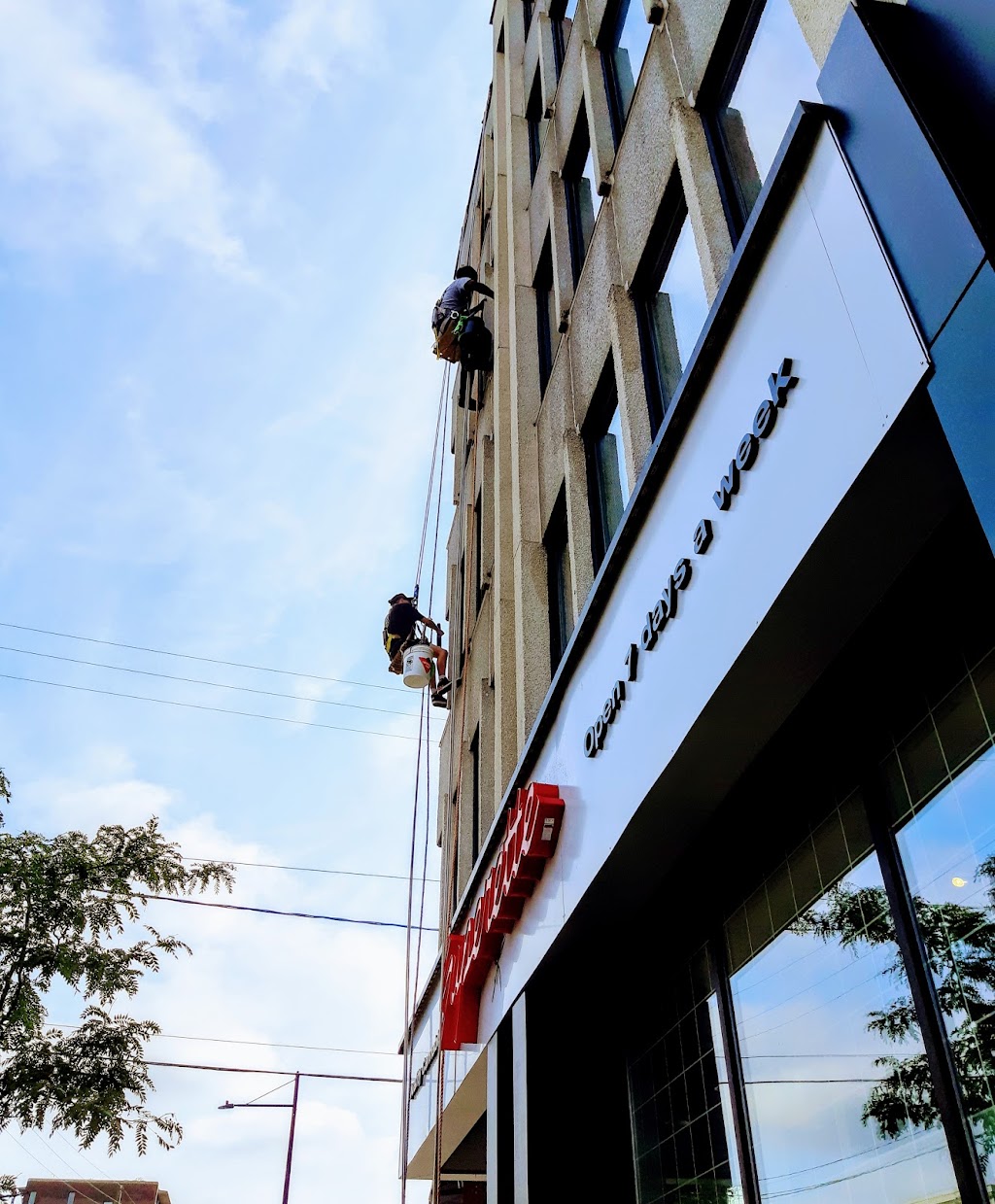 The High Rise Guys | 1107 Ambleside Dr, Ottawa, ON K2B 8E2, Canada | Phone: (613) 809-6200