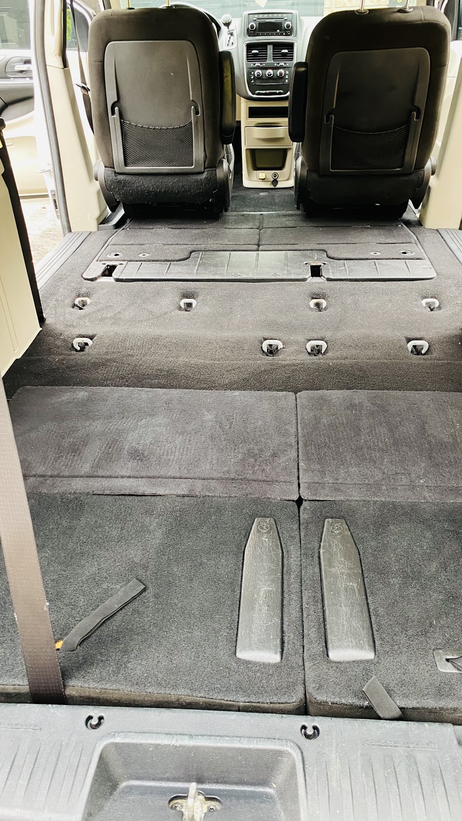 Square car detailing | 10 Curtiss Ct, Barrie, ON L4M 2M7, Canada | Phone: (647) 803-4476