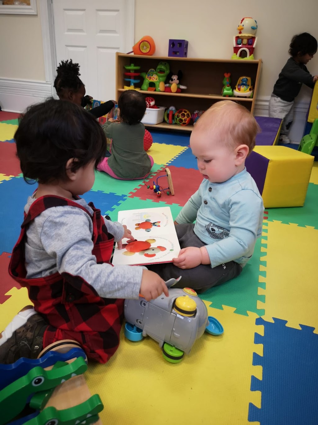 First Academy Montessori East Campus | 8961 Ninth Line, Markham, ON L6B 1A8, Canada | Phone: (905) 471-0732