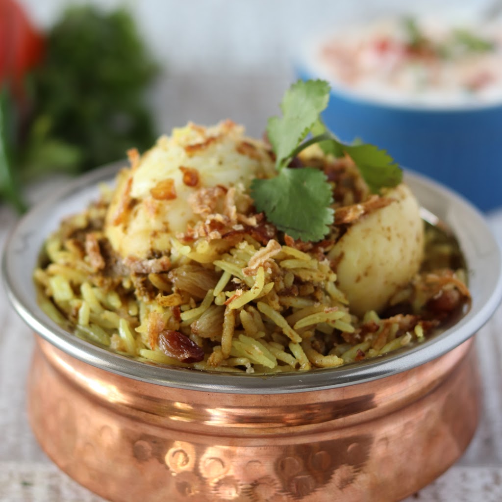Konkan Delite | 3181 Wolfedale Rd, Mississauga, ON L5C 1W1, Canada | Phone: (905) 804-1122