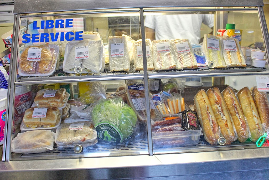 Dépanneur Le Petit St-Pierre | 1052 Piette, Joliette, QC J6E 3V6, Canada | Phone: (450) 756-1673