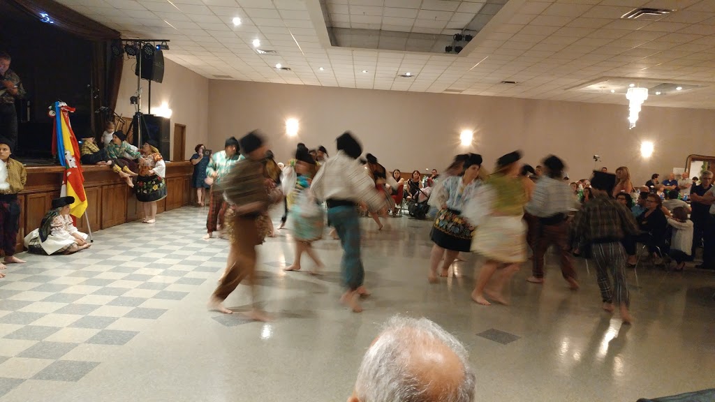 Leamington Portuguese Community Club | 217 Talbot St W, Leamington, ON N8H 1N8, Canada | Phone: (519) 326-5561