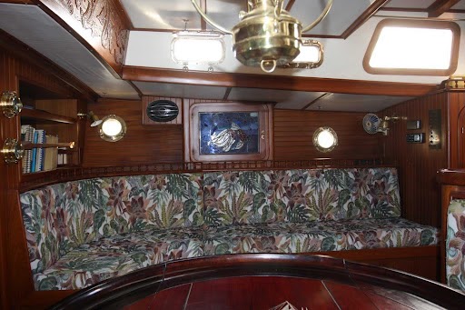 Bowen Sailing Charters | # 303 566 Artisan Line, Bowen Island, BC V0N 1G2, Canada | Phone: (778) 668-1864