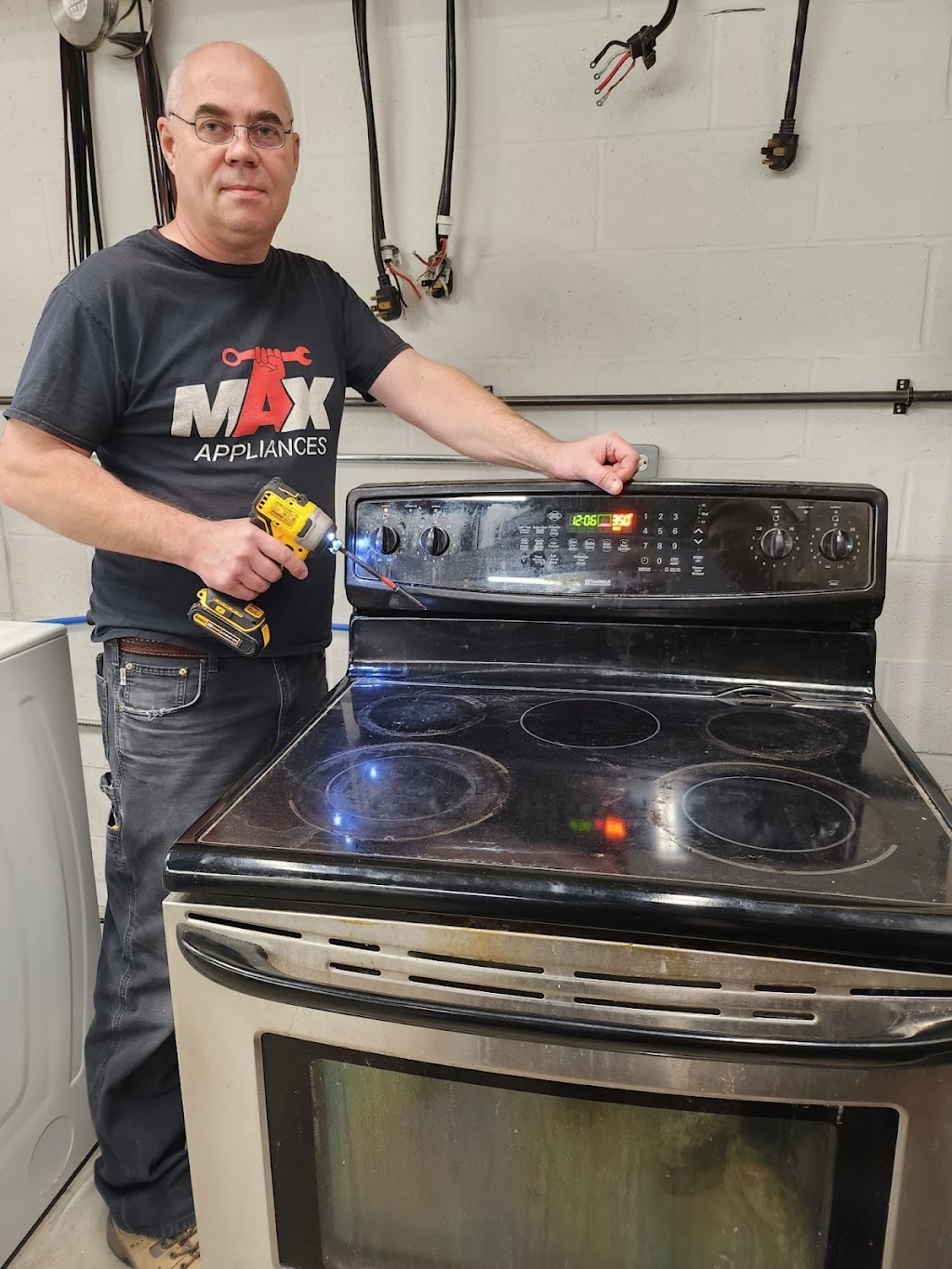 MAX Appliance Repair | 1325 Taylor Ave Unit 904, Winnipeg, MB R3M 2K7, Canada | Phone: (204) 202-6957
