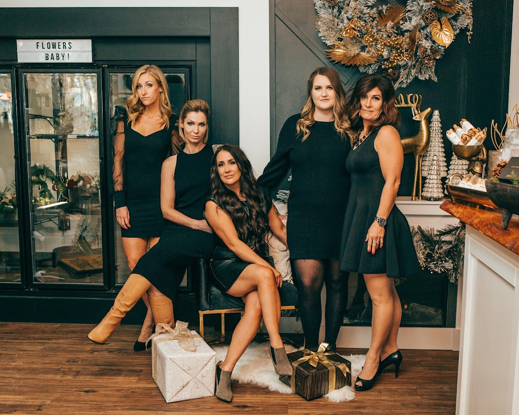 Glas Floral Studio | 5003 50 St, Athabasca, AB T9S 1T2, Canada | Phone: (780) 675-4128