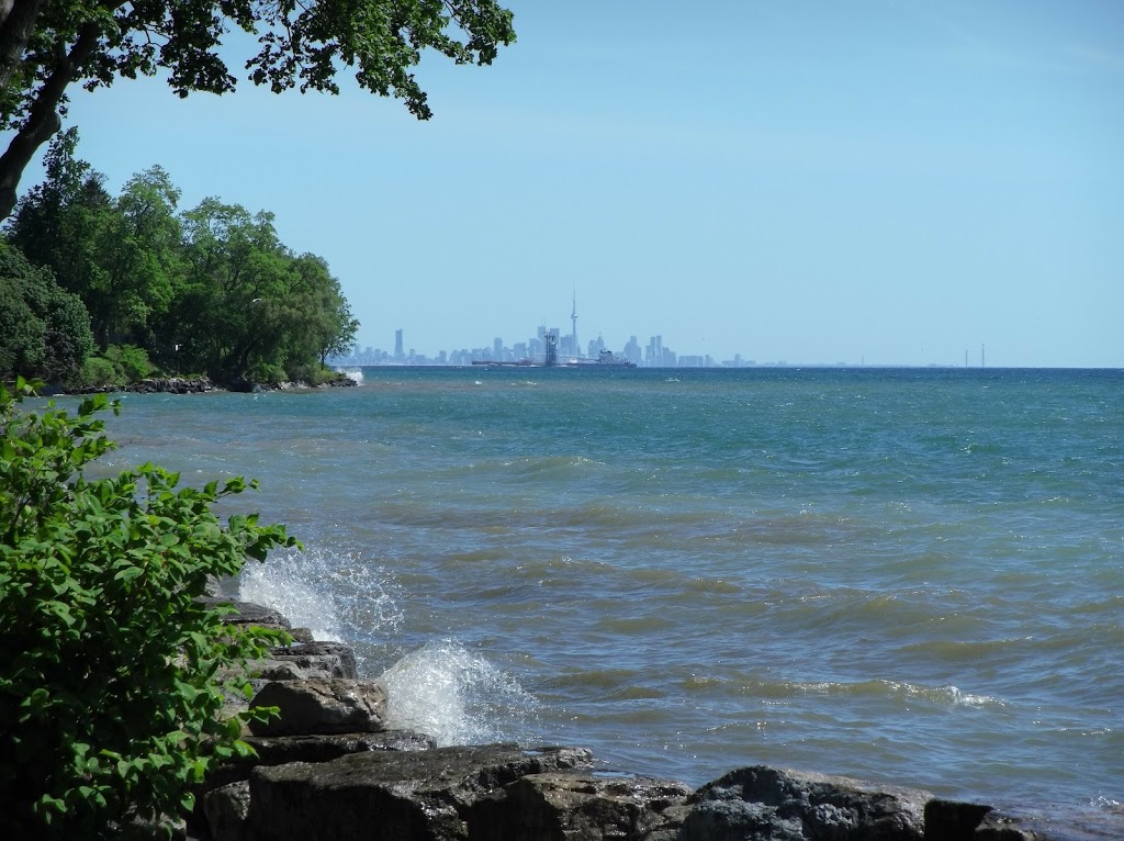 Dingle Park | 240 Front St, Oakville, ON L6J 1A2, Canada