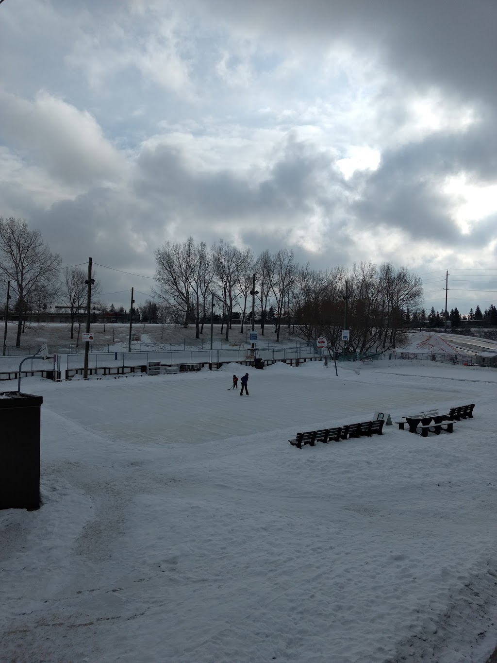 Silver Springs Community Association | 5720 Silver Ridge Dr NW, Calgary, AB T3B 5E5, Canada | Phone: (403) 288-2616