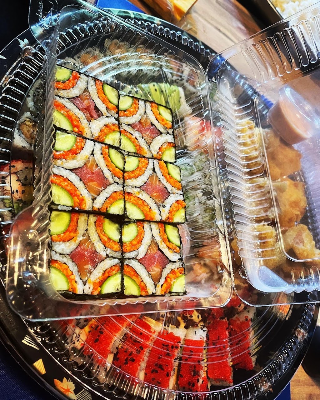 The Sushi House Petawawa | 7 Daniel Ave, Petawawa, ON K8H 3P5, Canada | Phone: (613) 717-4847