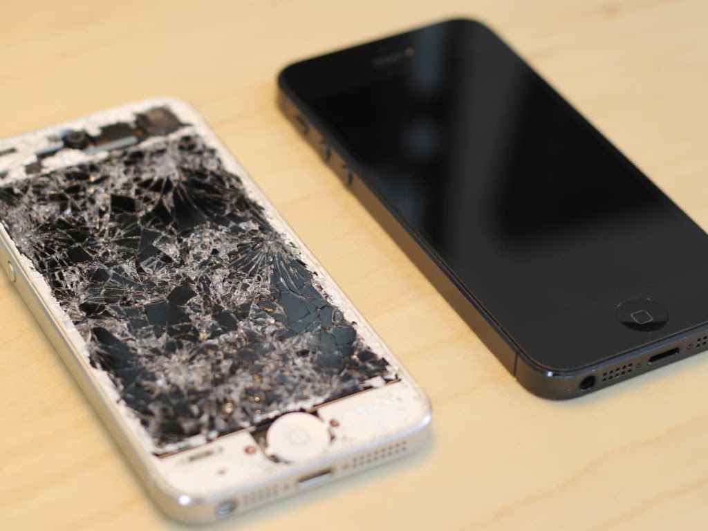 Guelph Cellphone Repairs | 166 Deerpath Dr #83, Guelph, ON N1K 0E2, Canada | Phone: (226) 206-1998