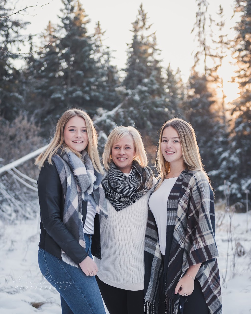 Andrew Mackay Photography | 29 Lazaro Cl, Red Deer, AB T4R 3G7, Canada | Phone: (403) 896-4735