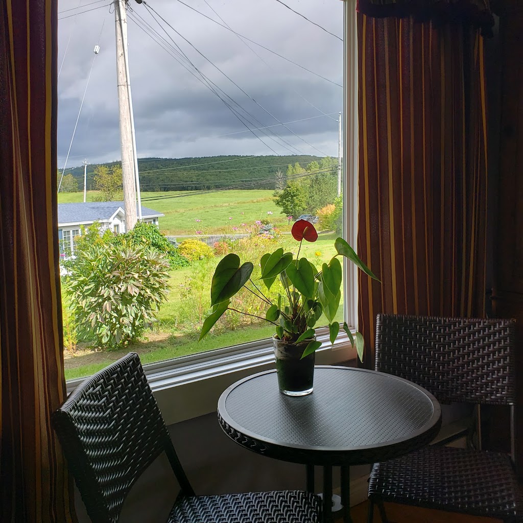 Antigonish Evergreen Inn | 399 Hawthorne St, Antigonish, NS B2G 1B9, Canada | Phone: (902) 863-0830