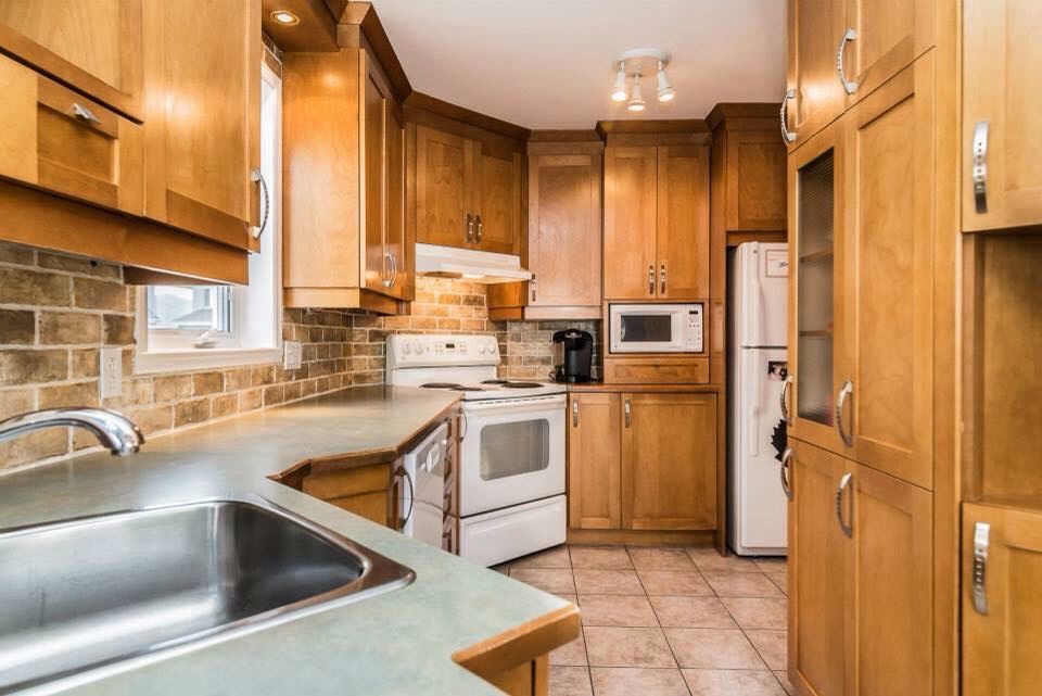 Exprim Art Josée Rioux | 371 Rue Saint-Louis, Sainte-Brigitte-de-Laval, QC G0A 3K0, Canada | Phone: (418) 951-2088