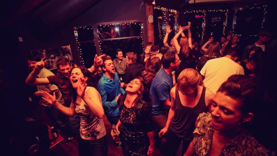 Mobys Pub | 124A Upper Ganges Rd, Salt Spring Island, BC V8K 2S2, Canada | Phone: (250) 537-5559